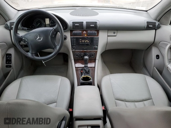 2005 Mercedes-Benz C 240 with VIN WDBRF81J75F611609, listed as a Copart auction lot 87253094 with 242,416 mi miles and Clean Title. Bid and sale history available at DreamBid. Image 8.