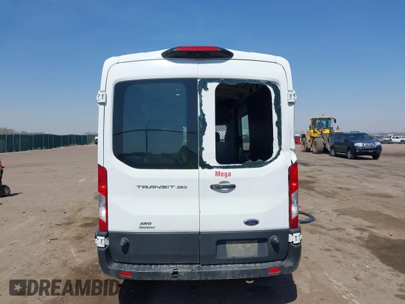 2020 Ford Transit с VIN 1FTBW2CG9LKA16461, выставлен на аукционе IAAI как лот 42050328 с пробегом 222 546 миль миль и . История ставок и продаж доступна на DreamBid. Изображение 17.