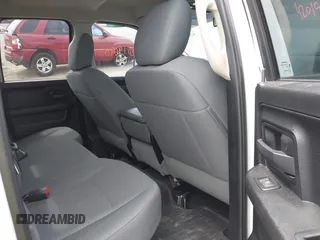 2016 Ram 1500 Express z VIN 1C6RR7FT2GS147174, wystawiony jako IAAI lot #42019690 z przebiegiem 53 330 mil mil oraz . Historia ofert i sprzedaży dostępna na DreamBid. Obrazek 8.