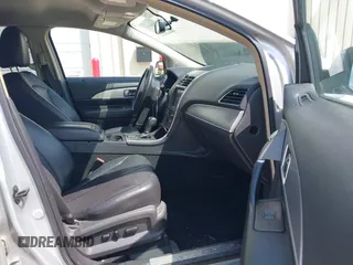 2011 Lincoln MKX with VIN 2LMDJ6JK6BBJ24034, listed as a IAAI auction lot 42006915 with 141,755 mi miles. Bid and sale history available at carsss.com. Image 5.