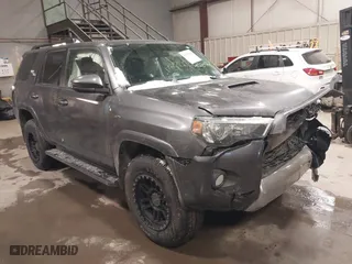 2019 Toyota 4Runner SR5 with VIN JTEBU5JR0K5696903, listed as a IAAI auction lot 41275924 with 99,289 mi miles. Bid and sale history available at carsss.com. Image 1.