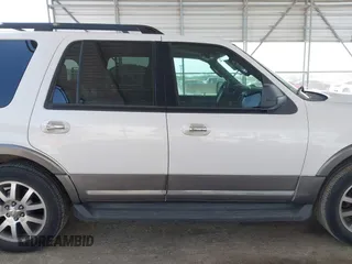 2011 Ford Expedition XLT z VIN 1FMJU1H56BEF10935, wystawiony jako IAAI lot #41923570 z przebiegiem 145 389 mil mil oraz . Historia ofert i sprzedaży dostępna na DreamBid. Obrazek 13.