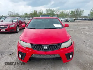 2012 Kia Forte SX z VIN KNAFW6A39C5623562, wystawiony jako IAAI lot #42171852 z przebiegiem 222 383 mil mil oraz . Historia ofert i sprzedaży dostępna na DreamBid. Obrazek 12.