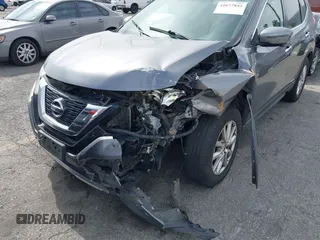 2017 Nissan Rogue SV with VIN KNMAT2MT5HP506101, listed as a IAAI auction lot 41677842 with 83,869 mi miles. Bid and sale history available at carsss.com. Image 6.