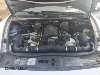 2004 Porsche Cayenne S z VIN WP1AB29P24LA66787, wystawiony jako Copart lot #59231435 z przebiegiem 52 815 mil mil oraz Czysty tytuł • Clean title. Historia ofert i sprzedaży dostępna na DreamBid. Obrazek 12.