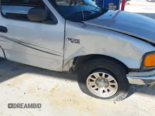 2004 Ford F-150 XL с VIN 2FTRF17244CA01430, выставлен на аукционе IAAI как лот 37764977 с пробегом Не указан миль и . История ставок и продаж доступна на DreamBid. Изображение 12.