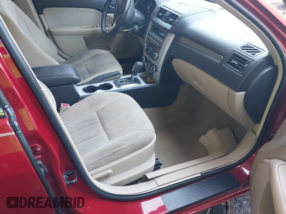 2010 Mercury Milan with VIN 3MEHM0HA0AR630234, listed as a IAAI auction lot 42585737 with 156,728 mi miles and . Bid and sale history available at DreamBid. Image 5.