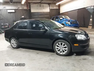 2010 Volkswagen Jetta SE z VIN 3VWRZ7AJ3AM157188, wystawiony jako IAAI lot #41816829 z przebiegiem 188 180 mil mil oraz . Historia ofert i sprzedaży dostępna na DreamBid. Obrazek 13.