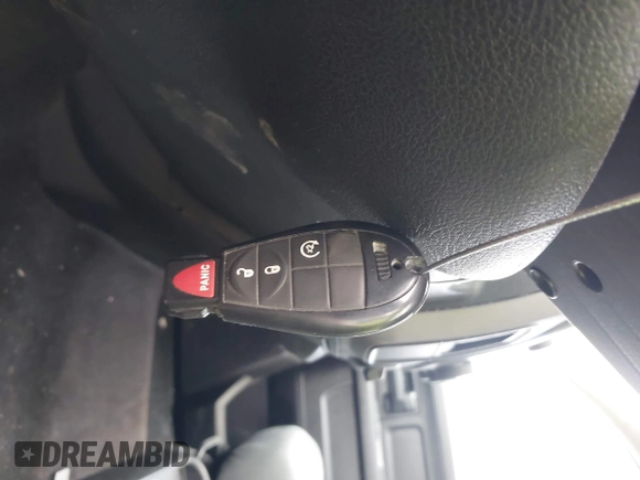 2013 Ram 1500 Tradesman z VIN 1C6RR6ST6DS661539, wystawiony jako IAAI lot #40647251 z przebiegiem 152 279 mil mil oraz . Historia ofert i sprzedaży dostępna na DreamBid. Obrazek 11.