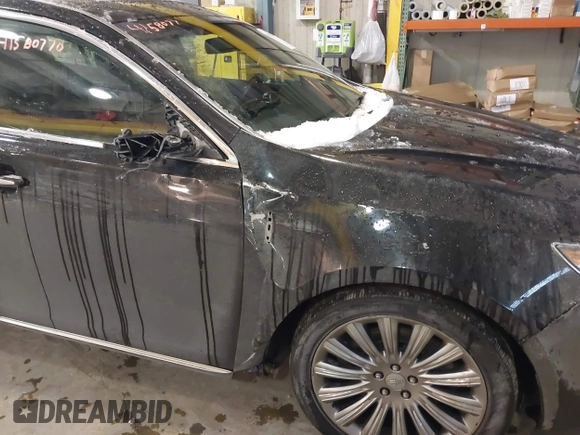 2014 Lincoln MKS with VIN 1LNHL9DK8EG609955, listed as a IAAI auction lot 41580770 with 109,864 mi miles. Bid and sale history available at carsss.com. Image 6.