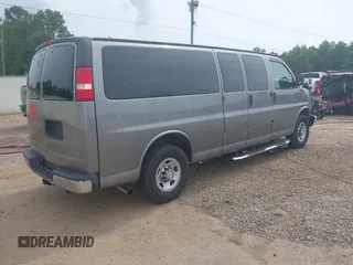 2012 Chevrolet Express Passenger 1LT z VIN 1GAZG1FAXC1179373, wystawiony jako IAAI lot #42348209 z przebiegiem 112 719 mil mil oraz . Historia ofert i sprzedaży dostępna na DreamBid. Obrazek 4.