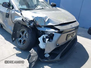 2024 Toyota bZ4X XLE z VIN JTMAAAAA4RA042628, wystawiony jako IAAI lot #41801949 z przebiegiem 10 279 mil mil oraz . Historia ofert i sprzedaży dostępna na DreamBid. Obrazek 21.
