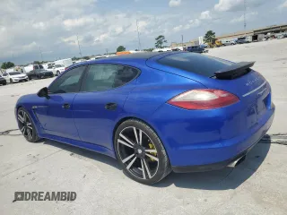 2013 Porsche Panamera z VIN WP0AA2A70DL010203, wystawiony jako Copart lot #59670655 z przebiegiem 73 032 mil mil oraz Czysty tytuł • Clean title. Historia ofert i sprzedaży dostępna na DreamBid. Obrazek 2.