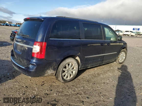 2014 Chrysler Town & Country Touring with VIN 2C4RC1BG7ER372155, listed as a Copart auction lot 45190275 with 123,632 mi miles and Clean Title. Bid and sale history available at DreamBid. Image 3.