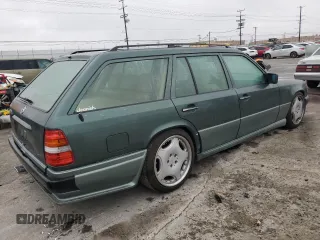 1993 Mercedes-Benz 300 with VIN WDBEA92E7PF259851, listed as a Copart auction lot 50561015 with 214,346 mi miles and Salvage Title. Bid and sale history available at DreamBid. Image 3.