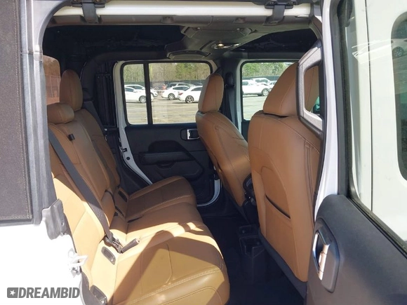 2022 Jeep Gladiator High Altitude with VIN 1C6HJTFG1NL167518, listed as a IAAI auction lot 41838411 with 20,885 mi miles. Bid and sale history available at carsss.com. Image 8.