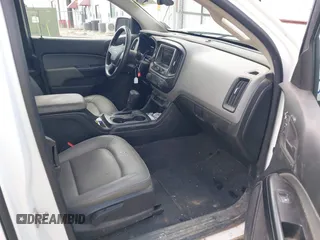 2019 Chevrolet Colorado 2WD Work Truck с VIN 1GCHSBEA9K1295316, выставлен на аукционе IAAI как лот 42519978 с пробегом 141 216 миль миль и . История ставок и продаж доступна на DreamBid. Изображение 5.