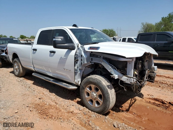 2024 Ram 3500 Big Horn with VIN 3C63R3HL0RG341403, listed as a Copart auction lot 47086975 with 11,810 mi miles and Clean Title. Bid and sale history available at carsss.com. Image 4.