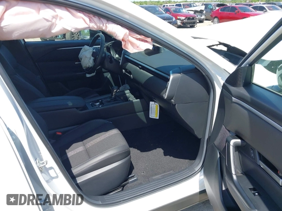2024 Mazda CX-50 S Select с VIN 7MMVABAM9RN238736, выставлен на аукционе IAAI как лот 42003658 с пробегом 9 880 миль миль и . История ставок и продаж доступна на DreamBid. Изображение 5.