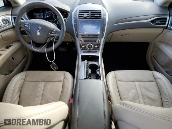 2020 Lincoln MKZ Hybrid Reserve z VIN 3LN6L5LU7LR620664, wystawiony jako Copart lot #86883044 z przebiegiem 22 054 mil mil oraz Szkoda całkowita • Salvage title. Historia ofert i sprzedaży dostępna na DreamBid. Obrazek 8.