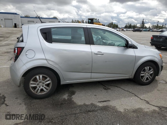 2013 Chevrolet Sonic LT with VIN 1G1JC6SH2D4101503, listed as a Copart auction lot 48830475 with 182,744 mi miles and Clean Title. Bid and sale history available at carsss.com. Image 3.