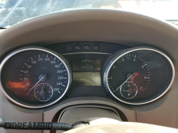 2007 Mercedes-Benz M 350 with VIN 4JGBB86E77A172885, listed as a Copart auction lot 47502005 with 306,918 mi miles and Clean Title. Bid and sale history available at DreamBid. Image 9.