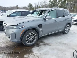 2024 BMW X5 xDrive50e with VIN 5UX43EU05R9S32424, listed as a IAAI auction lot 41622605 with 24,586 mi miles. Bid and sale history available at carsss.com. Image 18.