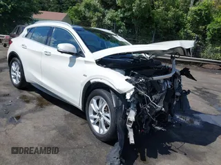2019 Infiniti QX30 Luxe with VIN SJKCH5CP3KA009376, listed as a IAAI auction lot 42235934 with 46,590 mi miles and . Bid and sale history available at DreamBid. Image 18.