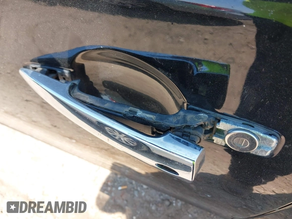 2016 Nissan Sentra SR with VIN 3N1AB7AP6GL678786, listed as a IAAI auction lot 42073217 with 139,373 mi miles and . Bid and sale history available at DreamBid. Image 6.