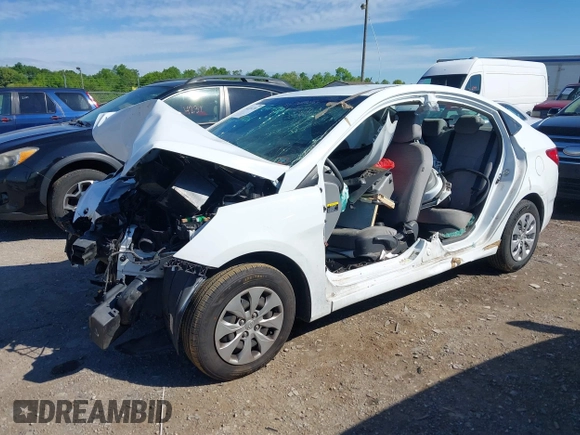 2017 Hyundai Accent SE z VIN KMHCT4AE8HU232920, wystawiony jako IAAI lot #42214731 z przebiegiem 116 586 mil mil oraz . Historia ofert i sprzedaży dostępna na DreamBid. Obrazek 2.