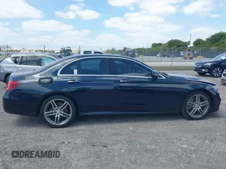 2017 Mercedes-Benz E 300 Luxury with VIN WDDZF4JB8HA207132, listed as a IAAI auction lot 42155585 with Not Provided miles and . Bid and sale history available at carsss.com. Image 14.