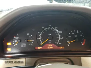 1997 Mercedes-Benz E-Class with VIN WDBJF72F6VA263199, listed as a Copart auction lot 43445715 with 121,444 mi miles and Salvage Title. Bid and sale history available at carsss.com. Image 9.