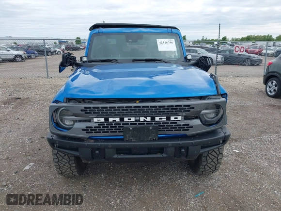 2021 Ford Bronco z VIN 1FMEE5DHXMLA78970, wystawiony jako IAAI lot #42316756 z przebiegiem 35 668 mil mil oraz . Historia ofert i sprzedaży dostępna na DreamBid. Obrazek 6.