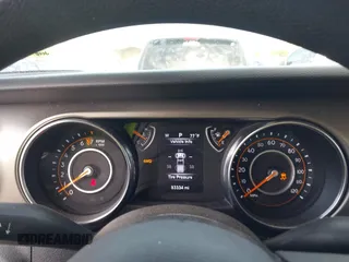2021 Jeep Gladiator Willys с VIN 1C6HJTAG7ML513528, выставлен на аукционе IAAI как лот 42438235 с пробегом 83 334 миль миль и . История ставок и продаж доступна на DreamBid. Изображение 7.