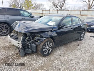 2020 Nissan Altima 2.5 S with VIN 1N4BL4BV2LN319199, listed as a IAAI auction lot 41228586 with 73,510 mi miles. Bid and sale history available at carsss.com. Image 18.
