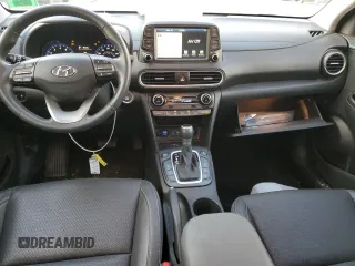 2020 Hyundai Kona Ultimate with VIN KM8K5CA57LU449500, listed as a Copart auction lot 68497752 with 10,106 mi miles. Bid and sale history available at carsss.com. Image 8.