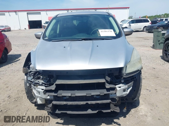 2014 Ford Escape SE с VIN 1FMCU0G99EUC38589, выставлен на аукционе IAAI как лот 42201138 с пробегом 139 416 миль миль и . История ставок и продаж доступна на DreamBid. Изображение 13.