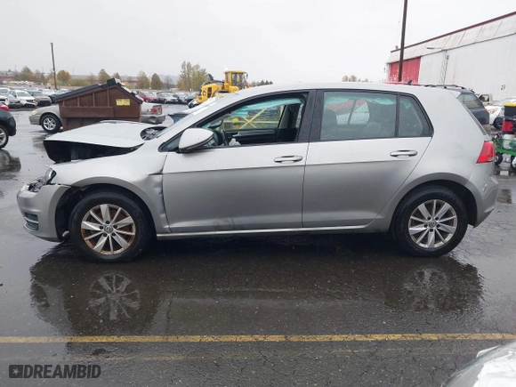 2015 Volkswagen Golf TSI SEL with VIN 3VW217AU5FM057121, listed as a IAAI auction lot 40735047 with 84,185 mi miles. Bid and sale history available at carsss.com. Image 14.