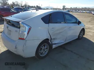 2010 Toyota Prius II with VIN JTDKN3DU3A5126169, listed as a IAAI auction lot 41605289 with 180,624 mi miles. Bid and sale history available at carsss.com. Image 4.