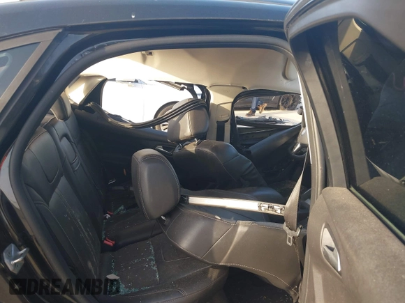 2013 Ford Focus SE z VIN 1FADP3F20DL361861, wystawiony jako IAAI lot #42652227 z przebiegiem 104 502 mil mil oraz . Historia ofert i sprzedaży dostępna na DreamBid. Obrazek 8.