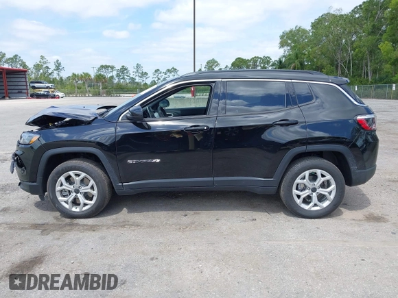 2025 Jeep Compass Latitude с VIN 3C4NJDBN9ST569440, выставлен на аукционе IAAI как лот 42098482 с пробегом 2 575 миль миль и . История ставок и продаж доступна на DreamBid. Изображение 15.