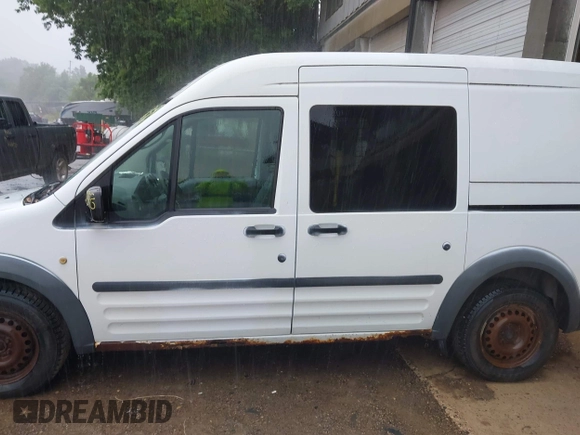 2013 Ford Transit Connect XL with VIN NM0LS6AN2DT135356, listed as a IAAI auction lot 42530258 with 5 mi miles and . Bid and sale history available at DreamBid. Image 14.
