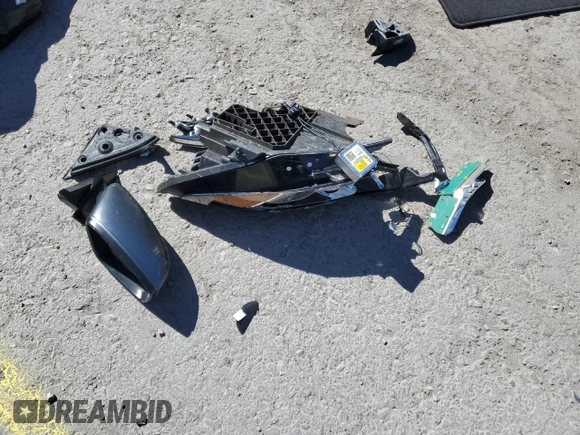 2019 Chevrolet Equinox LT with VIN 2GNAXLEX0K6241761, listed as a Copart auction lot 47849925 with Not Provided miles and Salvage Title. Bid and sale history available at DreamBid. Image 13.