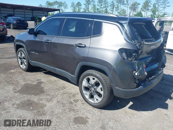 2018 Jeep Compass Limited with VIN 3C4NJDCB8JT284845, listed as a IAAI auction lot 42049290 with 59,210 mi miles and . Bid and sale history available at carsss.com. Image 3.