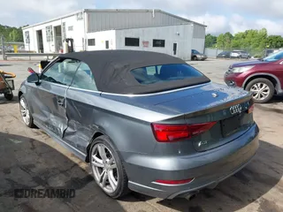 2018 Audi A3 Cabriolet Premium Plus z VIN WAUY8LFF5J1005308, wystawiony jako IAAI lot #42205046 z przebiegiem 73 076 mil mil oraz . Historia ofert i sprzedaży dostępna na DreamBid. Obrazek 3.
