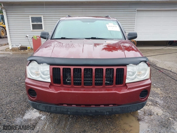 2007 Jeep Grand Cherokee Laredo with VIN 1J8GR48K27C583108, listed as a IAAI auction lot 41994761 with 188,171 mi miles. Bid and sale history available at carsss.com. Image 13.