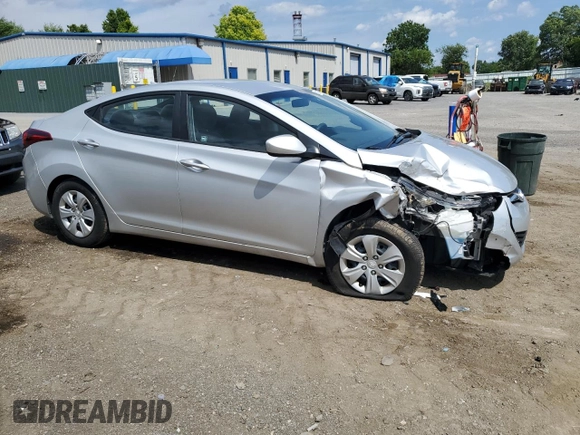 2016 Hyundai Elantra SE with VIN 5NPDH4AE2GH770371, listed as a Copart auction lot 61814115 with 88,238 mi miles and Salvage title. Bid and sale history available at DreamBid. Image 4.