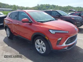 2024 Buick Encore GX Preferred с VIN KL4AMBSL8RB181789, выставлен на аукционе IAAI как лот 42085432 с пробегом 8 004 миль миль и . История ставок и продаж доступна на DreamBid. Изображение 1.