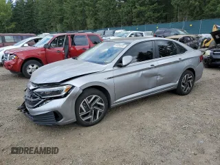 2022 Volkswagen Jetta SEL z VIN 3VWGM7BU8NM000955, wystawiony jako Copart lot #64890034 z przebiegiem 28 822 mil mil oraz Szkoda całkowita • Salvage title. Historia ofert i sprzedaży dostępna na DreamBid. Obrazek 1.