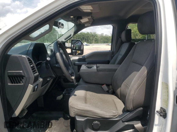 2019 Ford F-350 with VIN 1FD8W3BT8KEF59372, listed as a Copart auction lot 57202484 with 216,006 mi miles and Salvage title. Bid and sale history available at DreamBid. Image 7.